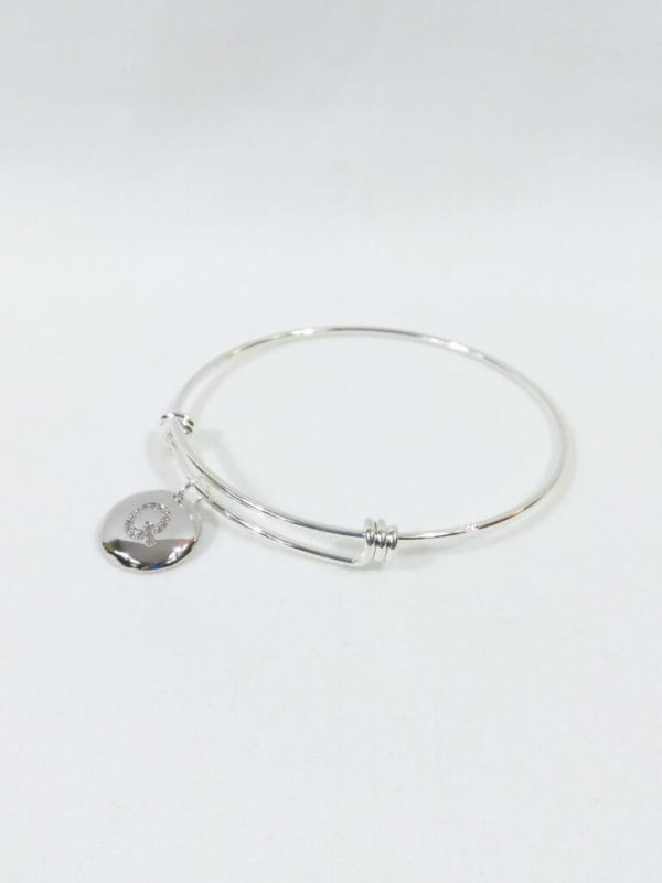 Small Letter Q Bangle