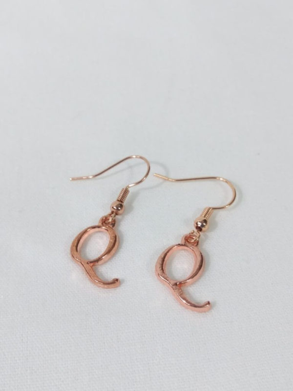 Rose Gold Letter Q Earrings