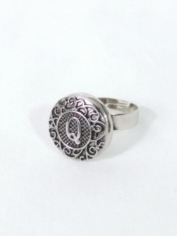 Adjustable Antique Q Ring